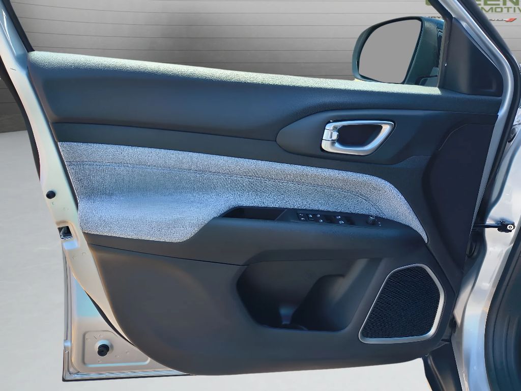 New 2025 Jeep Compass Latitude