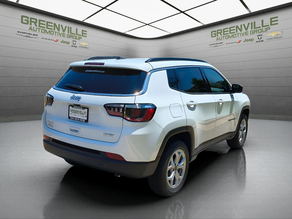 New 2025 Jeep Compass Latitude