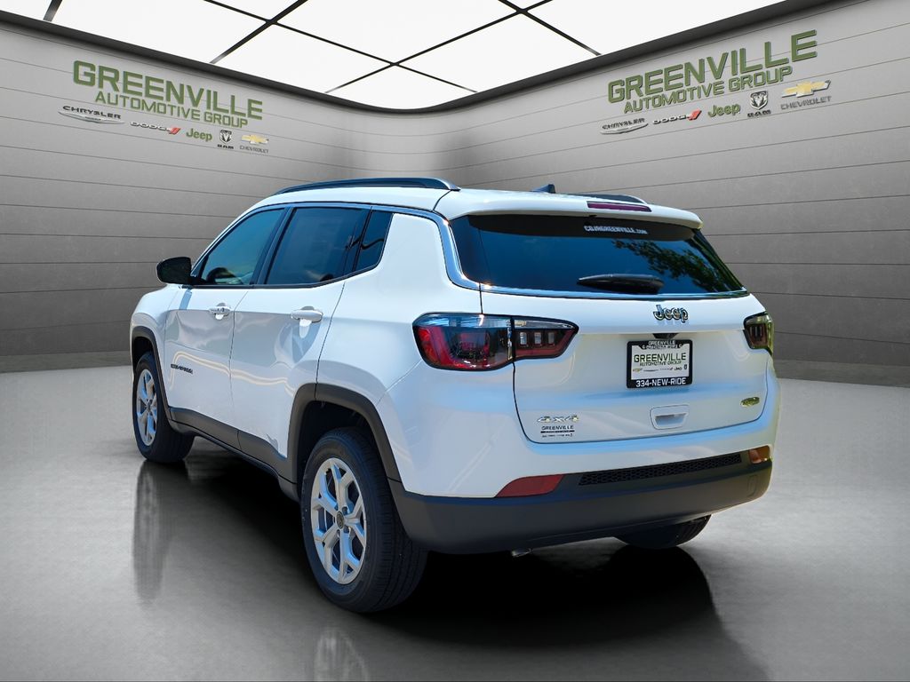 New 2025 Jeep Compass Latitude