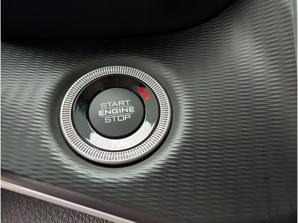 Used 2023 Jeep Grand Cherokee L Laredo X