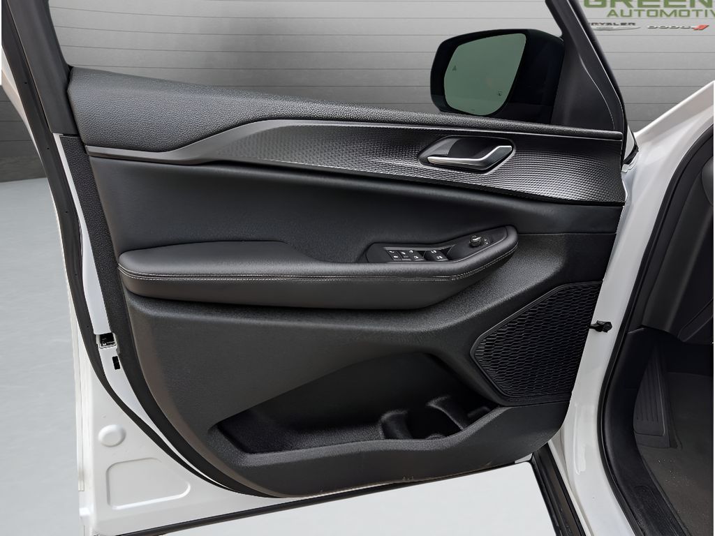 2023 Jeep Grand Cherokee L Laredo X - Bright White Clearcoat exterior view 14