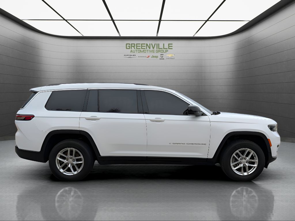 2023 Jeep Grand Cherokee L Laredo X - Bright White Clearcoat exterior view 9
