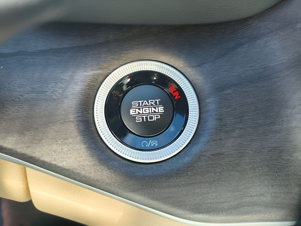 New 2025 Jeep Grand Cherokee L Limited