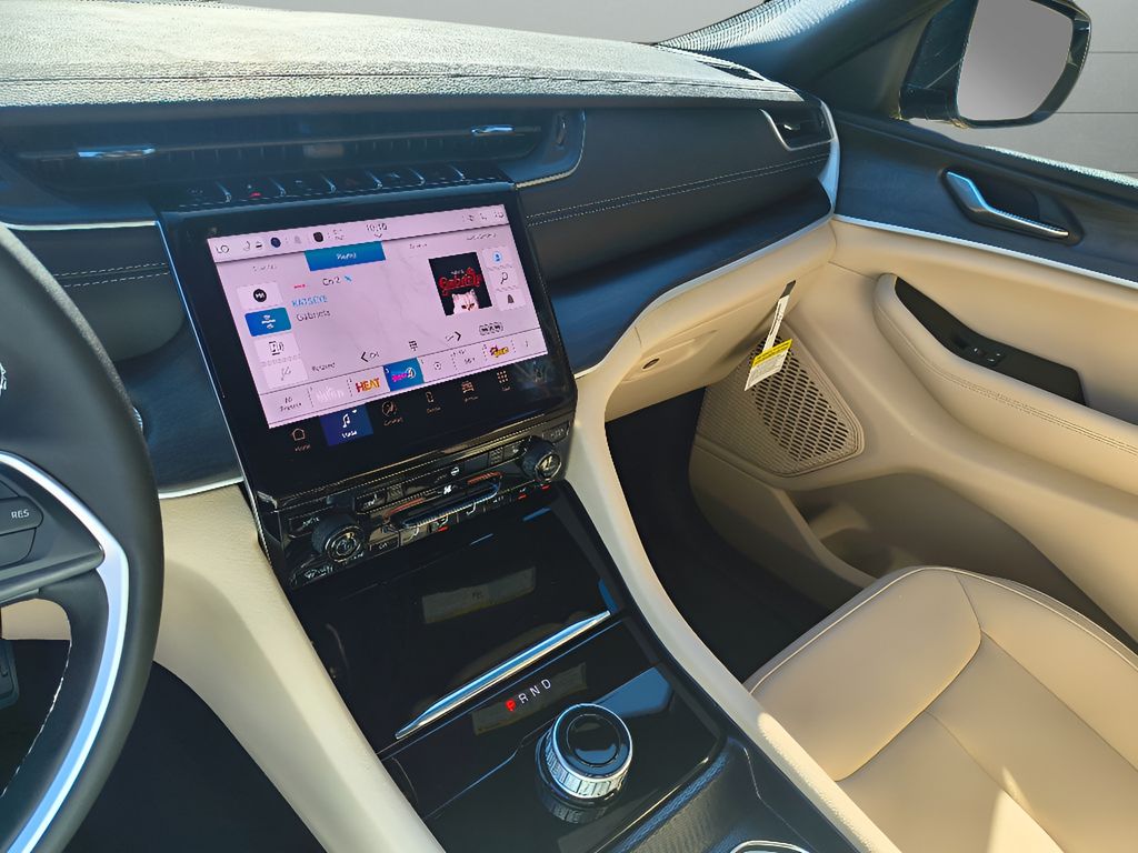 New 2025 Jeep Grand Cherokee L Limited