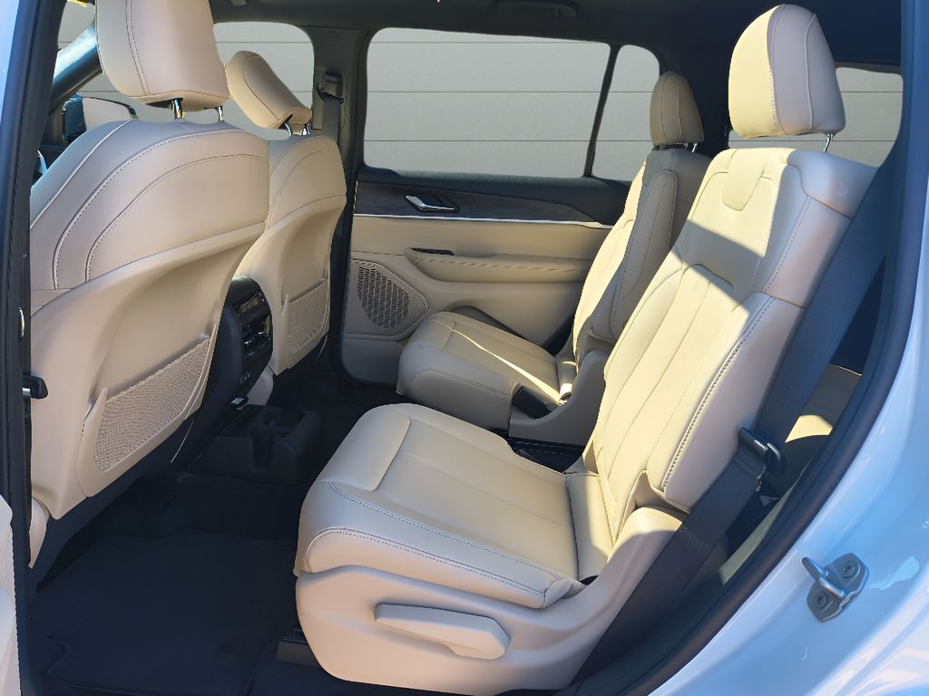 New 2025 Jeep Grand Cherokee L Limited