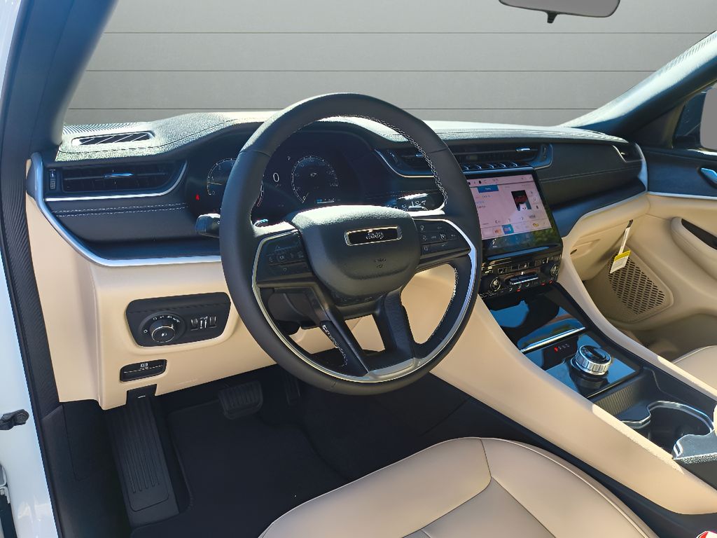 New 2025 Jeep Grand Cherokee L Limited