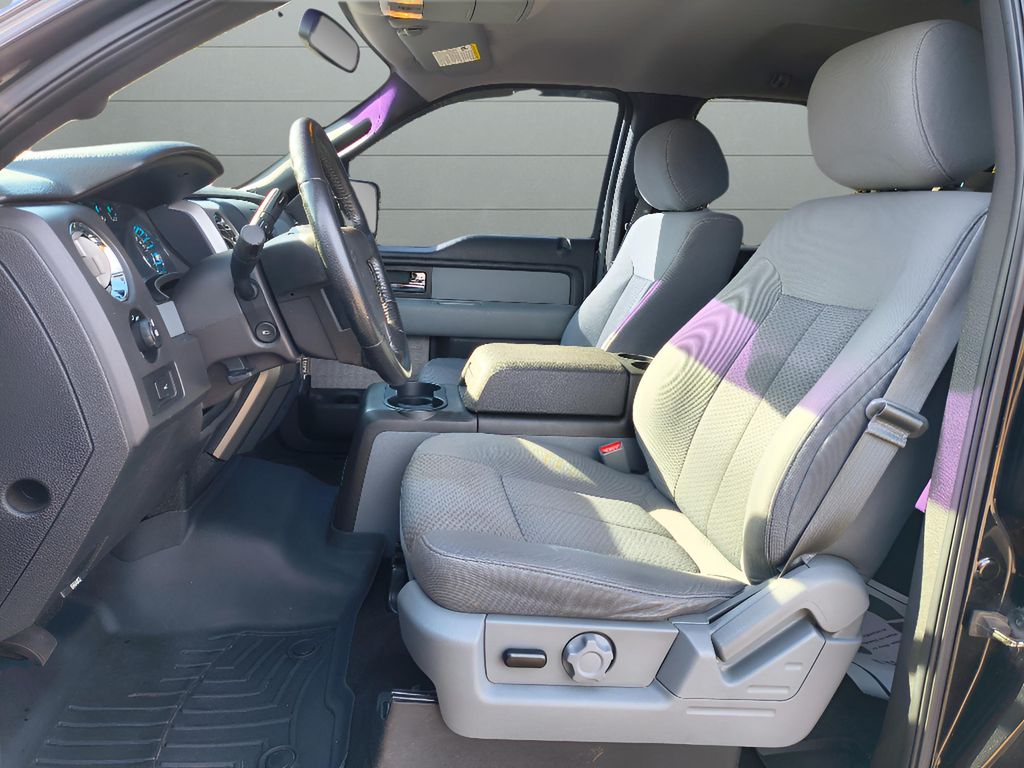 2013 Ford F-150 XLT - Tuxedo Black Metallic exterior view 18