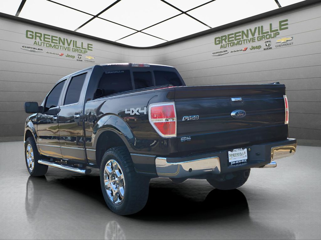 2013 Ford F-150 XLT - Tuxedo Black Metallic exterior view 5