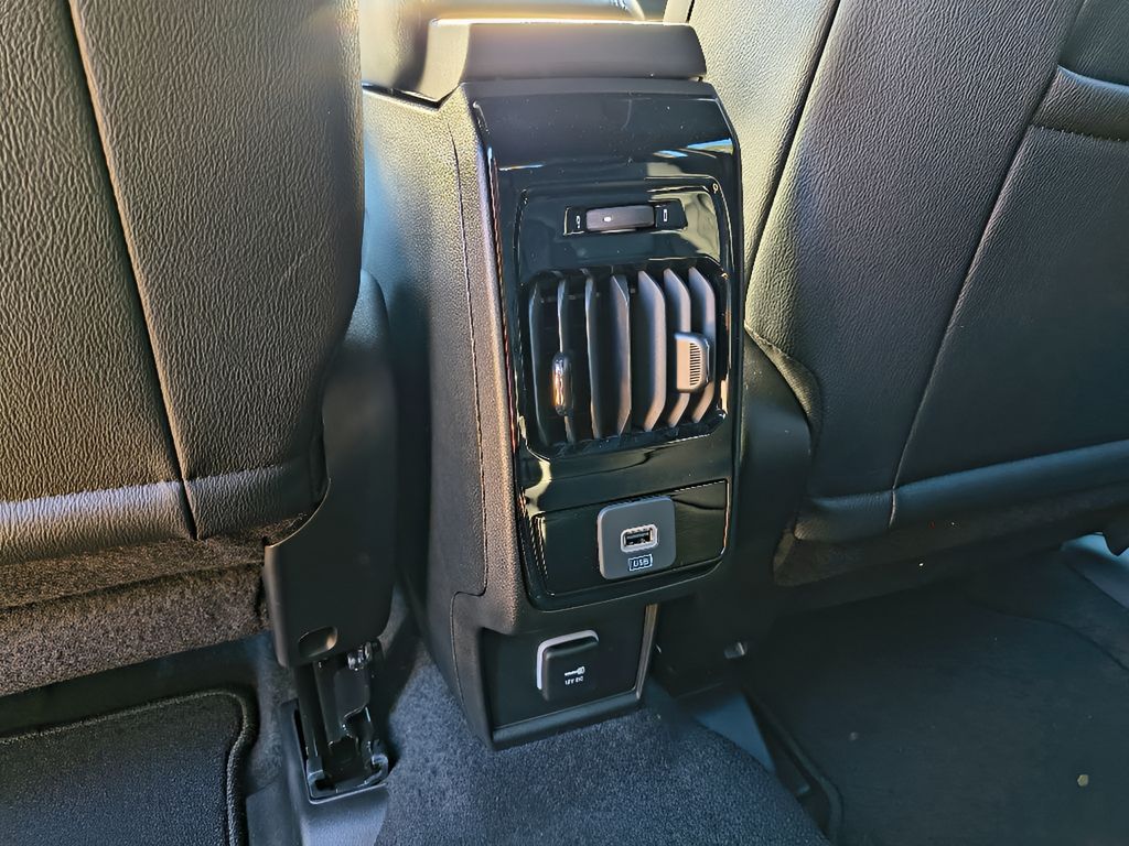 New 2026 Jeep Compass Latitude Altitude