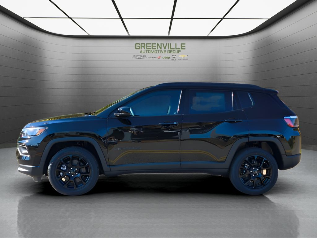 New 2026 Jeep Compass Latitude Altitude