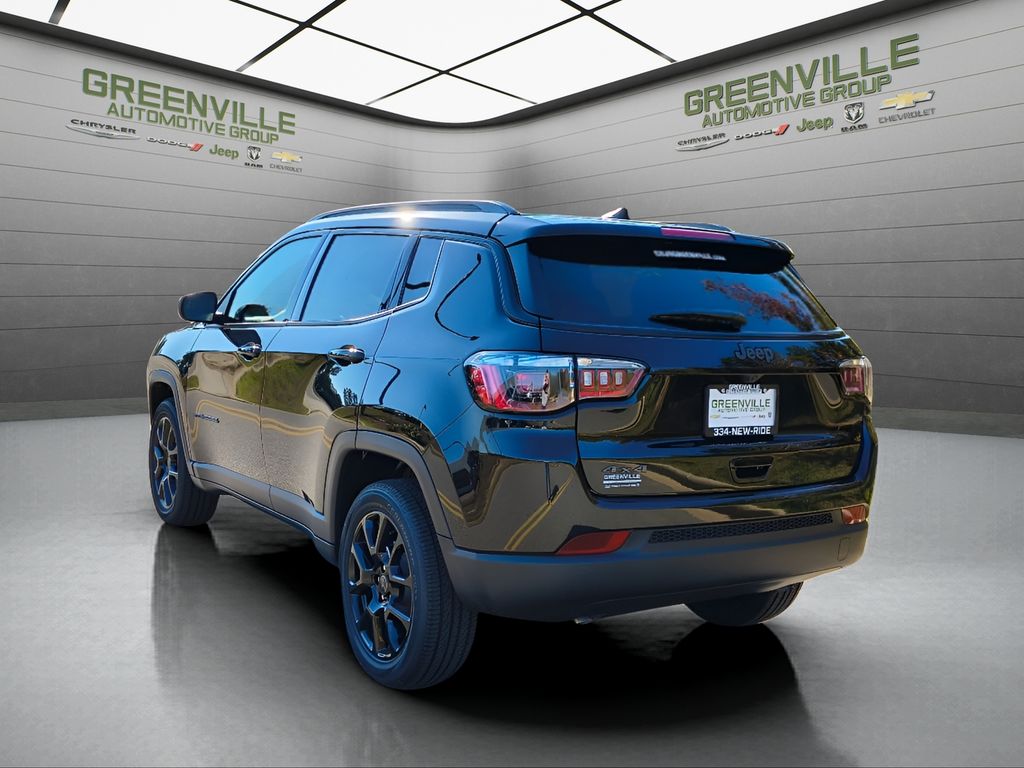 New 2026 Jeep Compass Latitude Altitude