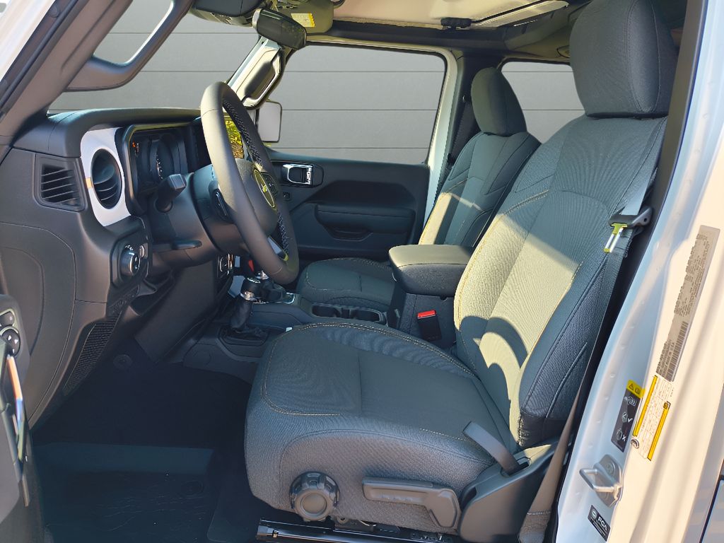 New 2025 Jeep Gladiator Sport S Dark Sky Edition