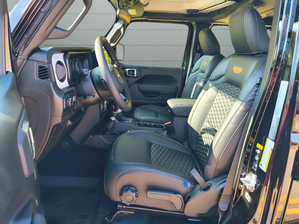 New 2025 Jeep Gladiator Sport