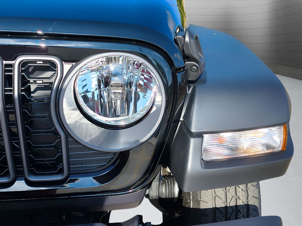 New 2025 Jeep Gladiator Sport