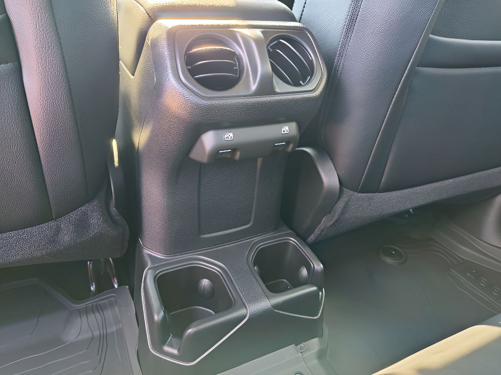 New 2025 Jeep Gladiator Sport