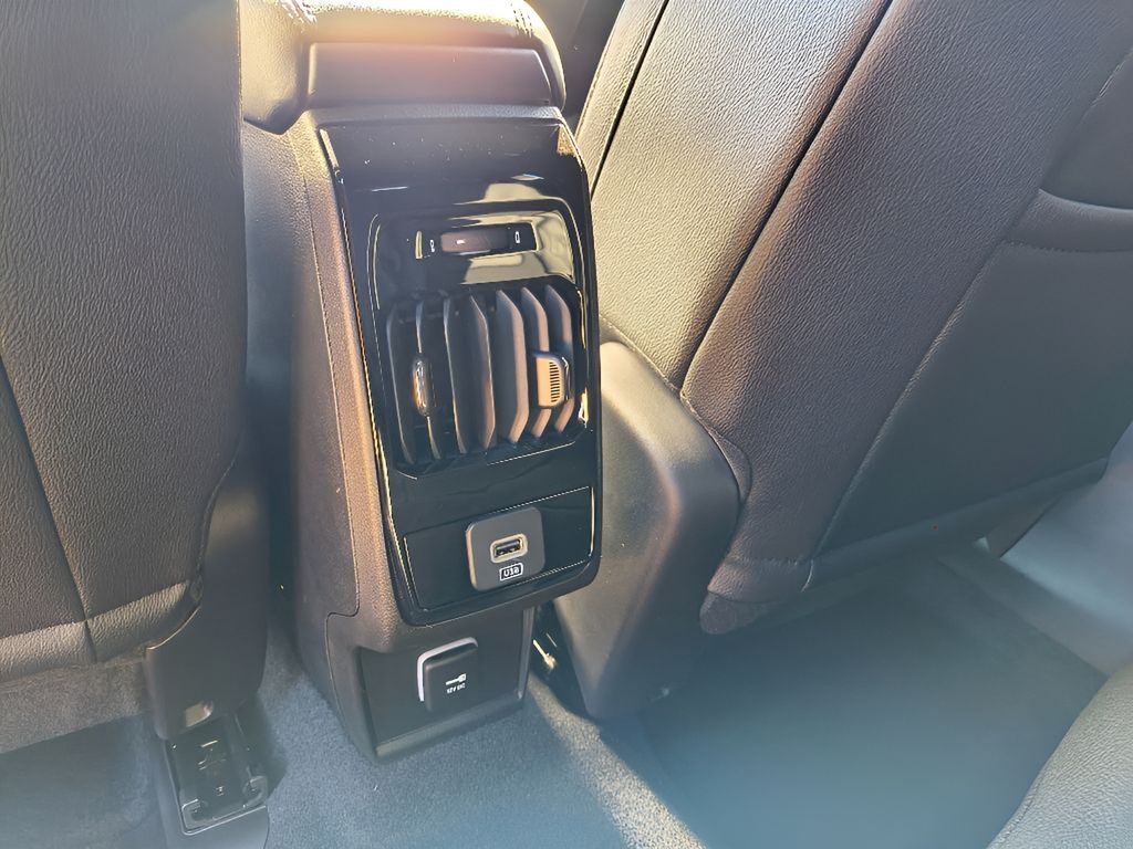 New 2026 Jeep Compass Latitude Altitude