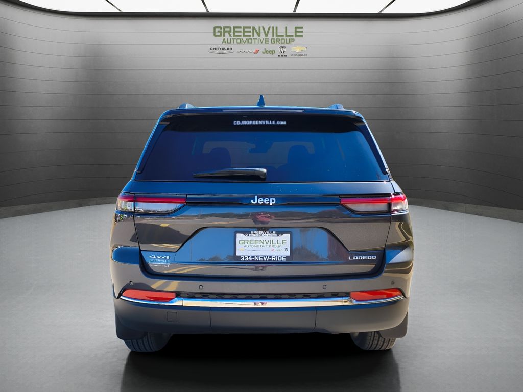 2025 Jeep Grand Cherokee Laredo X 4x4 - Baltic Gray Metallic Clearcoat exterior view 5