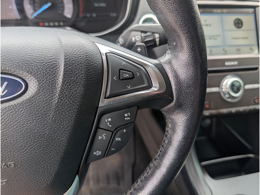 2018 Ford Fusion Titanium - Oxford White exterior view 18