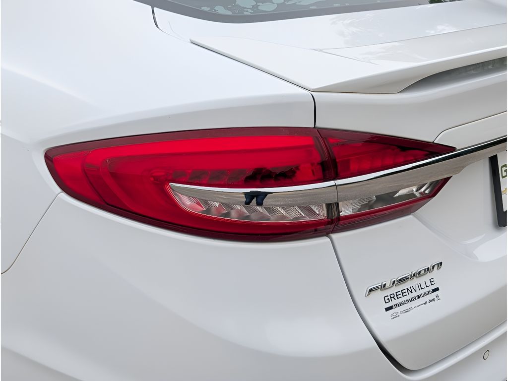 2018 Ford Fusion Titanium - Oxford White exterior view 4