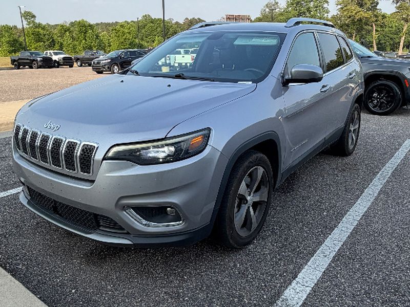 2020 Jeep Cherokee