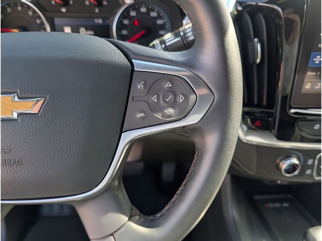 2023 Chevrolet Traverse LT Leather - Mosaic Black Metallic exterior view 19