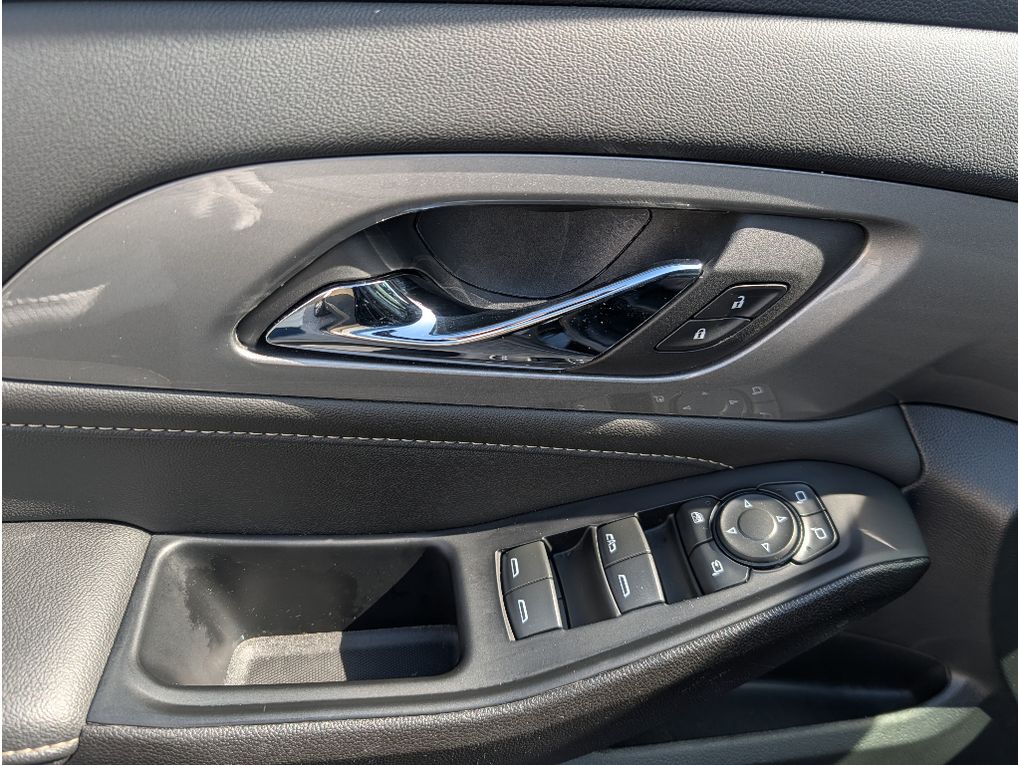 2023 Chevrolet Traverse LT Leather - Mosaic Black Metallic exterior view 13