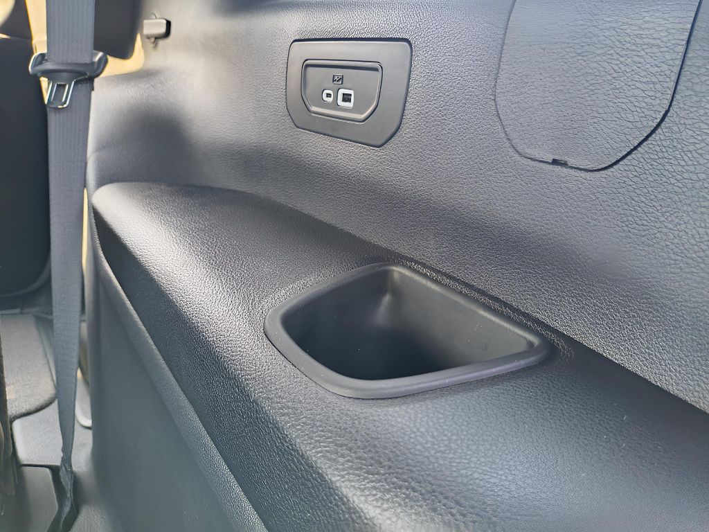 New 2025 Jeep Grand Cherokee L Limited Blackout