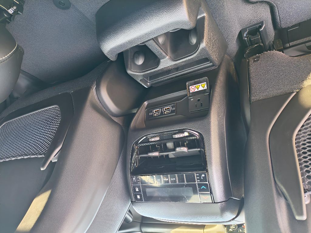 New 2025 Jeep Grand Cherokee L Limited Blackout