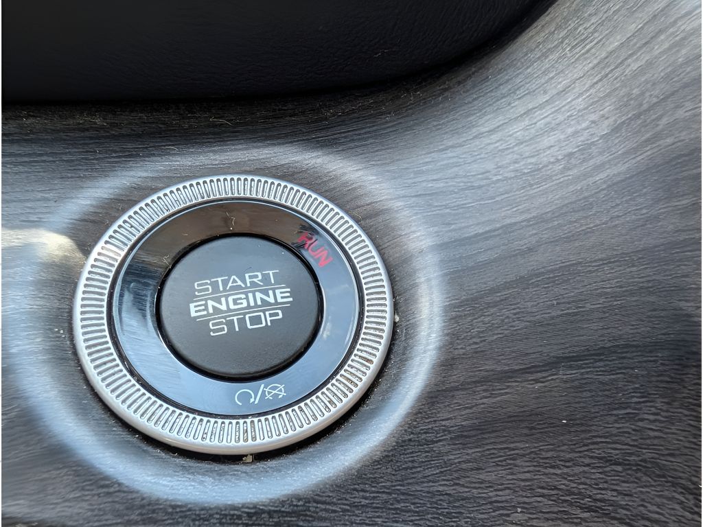 Used 2022 Jeep Grand Cherokee Limited