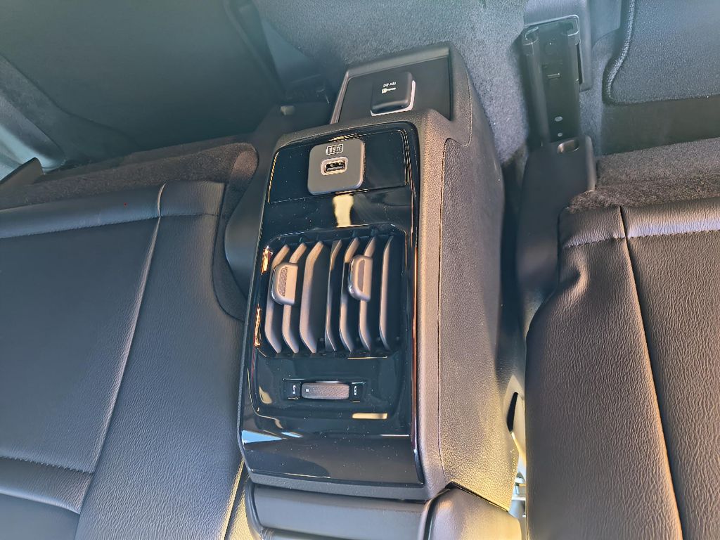 New 2026 Jeep Compass Latitude Altitude