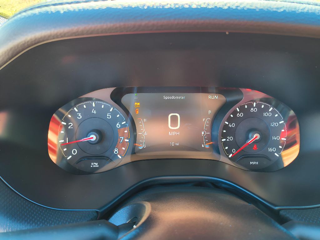 2026 Jeep Compass Latitude Altitude - Silver Zynith Metallic Clearcoat exterior view 19