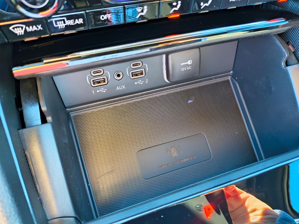 New 2025 Jeep Grand Cherokee Altitude X 4x2