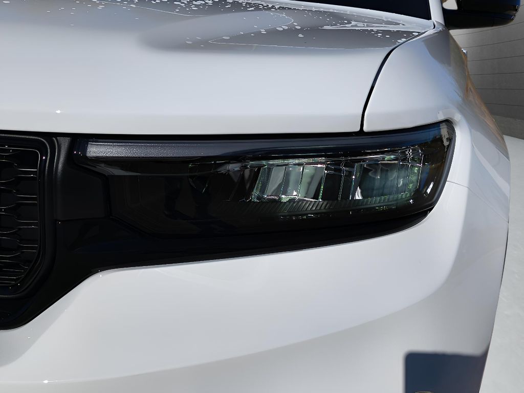 2025 Jeep Grand Cherokee Altitude 4x2 - Bright White Clearcoat exterior view 12