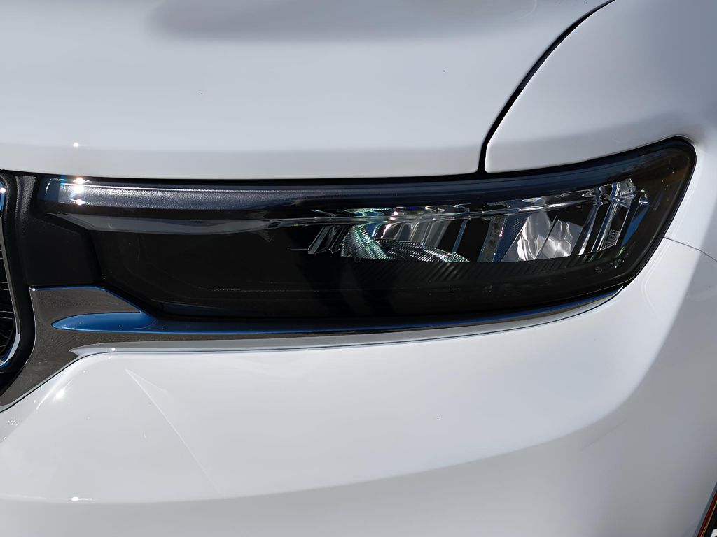 2025 Jeep Grand Cherokee Laredo X 4x2 - Bright White Clearcoat exterior view 12