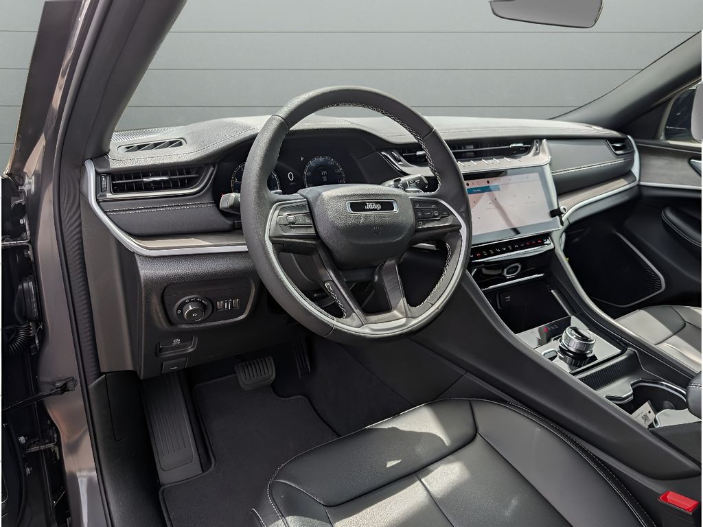 2026 Jeep Grand Cherokee Limited - Baltic Gray Metallic Clearcoat exterior view 18