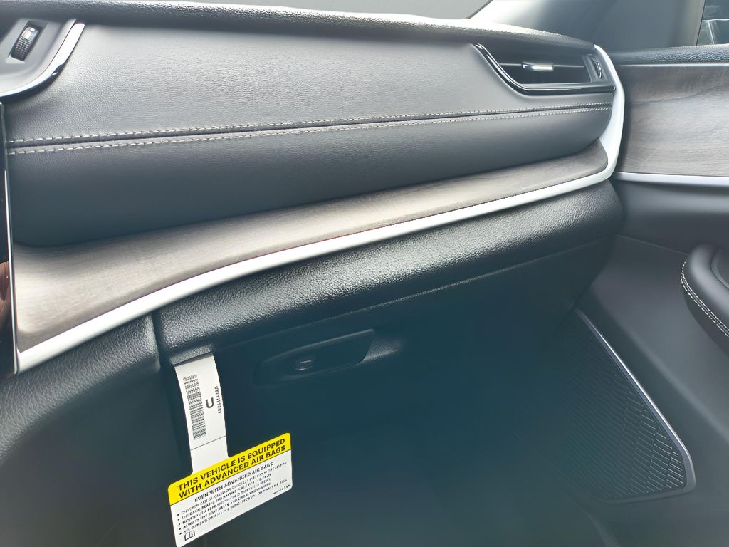 New 2026 Jeep Grand Cherokee Limited