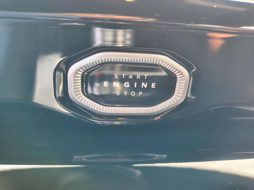New 2026 Jeep Grand Cherokee Limited