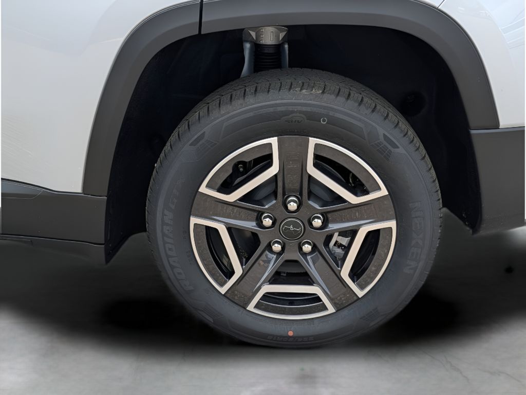 2026 Jeep Cherokee Limited - Silver Zynith Clearcoat exterior view 3