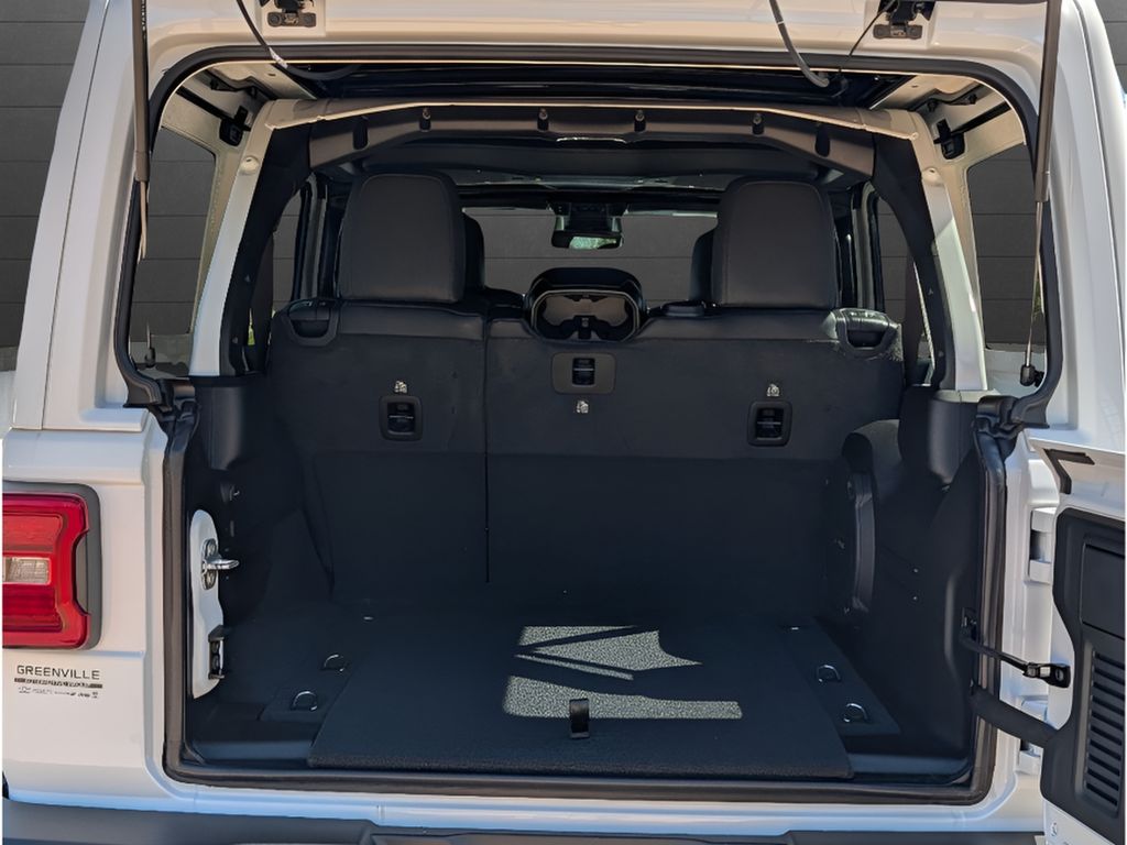 2026 Jeep Wrangler Sahara - Bright White Clearcoat exterior view 7