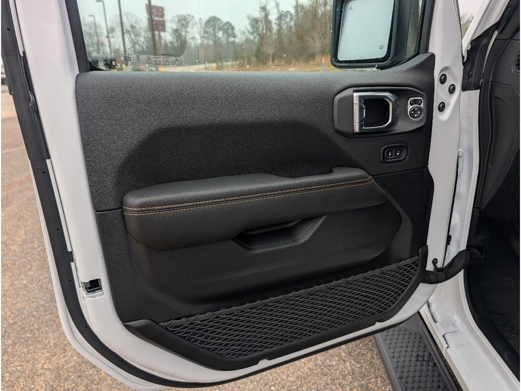 2026 Jeep Wrangler Sahara - Bright White Clearcoat exterior view 16