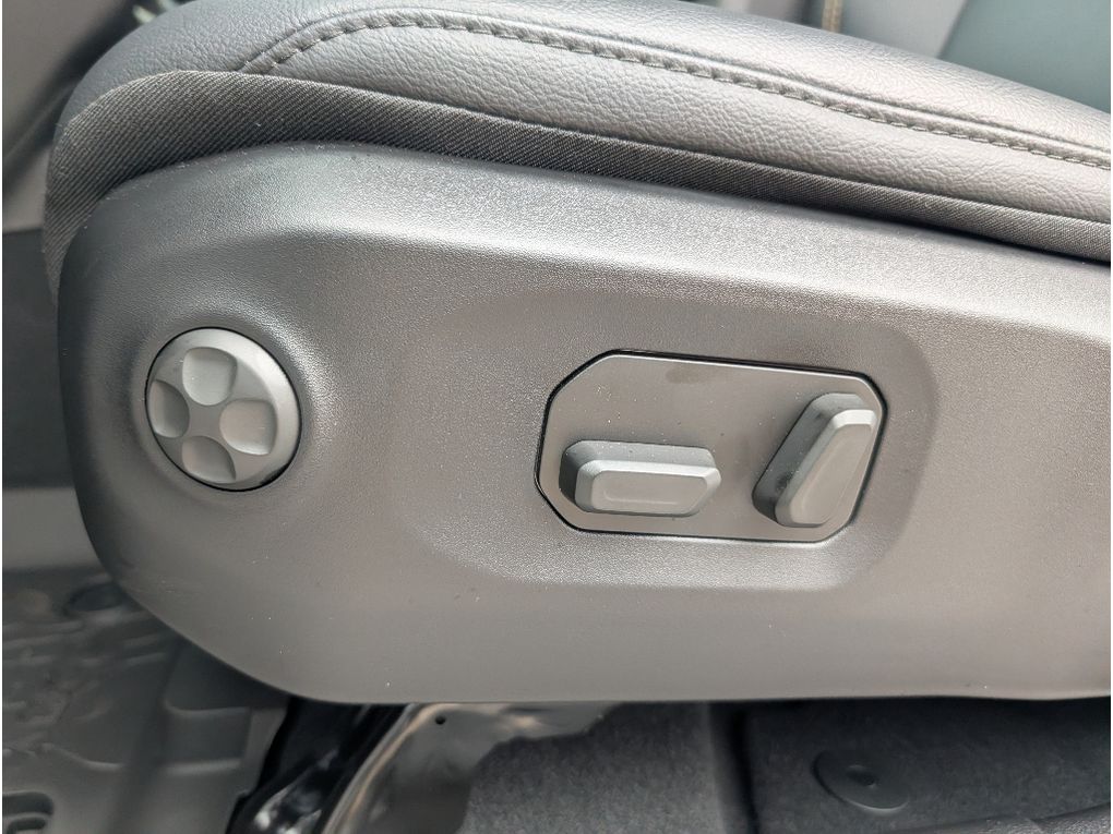 2026 Jeep Wrangler Sahara - Bright White Clearcoat exterior view 17