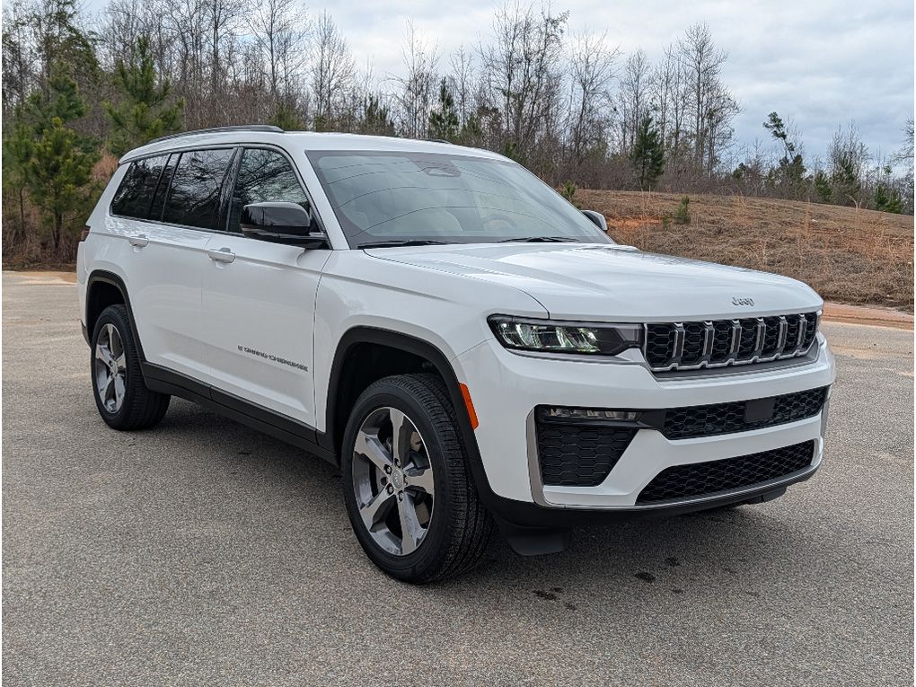 2026 Jeep Grand Cherokee L Limited 4X2 - Bright White Clearcoat exterior view 10