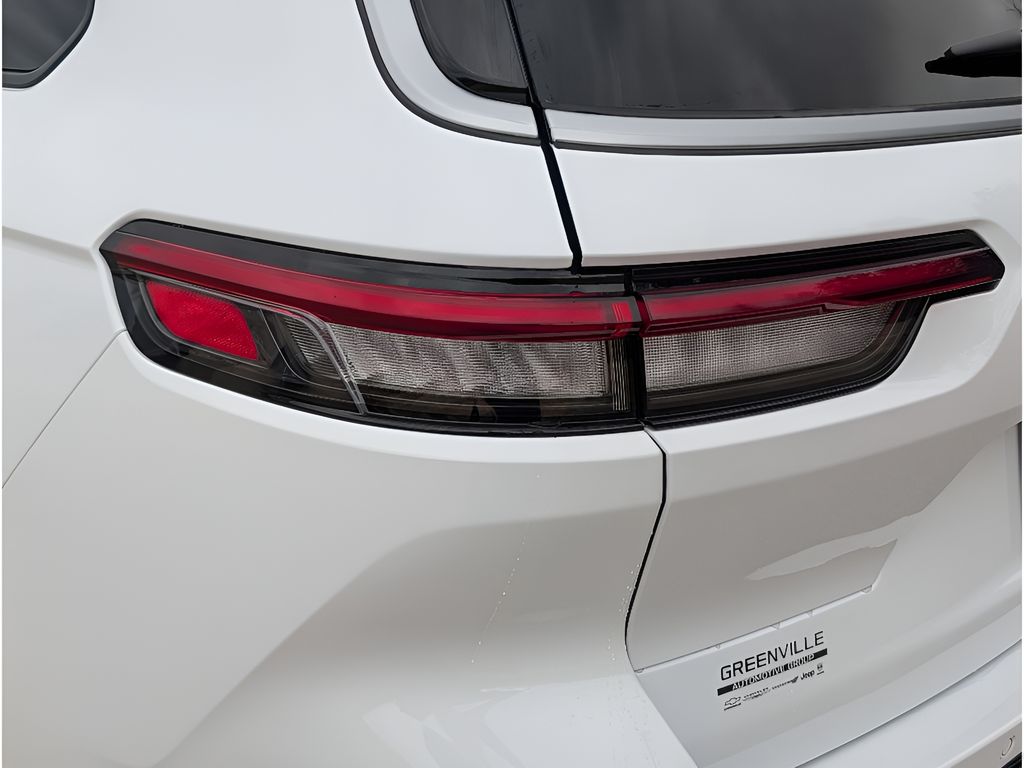 2026 Jeep Grand Cherokee L Limited - Bright White Clearcoat exterior view 4