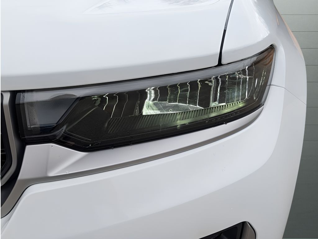 2026 Jeep Grand Cherokee L Limited - Bright White Clearcoat exterior view 12