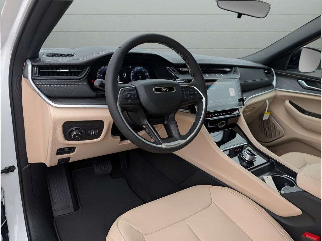 2026 Jeep Grand Cherokee L Limited - Bright White Clearcoat exterior view 17