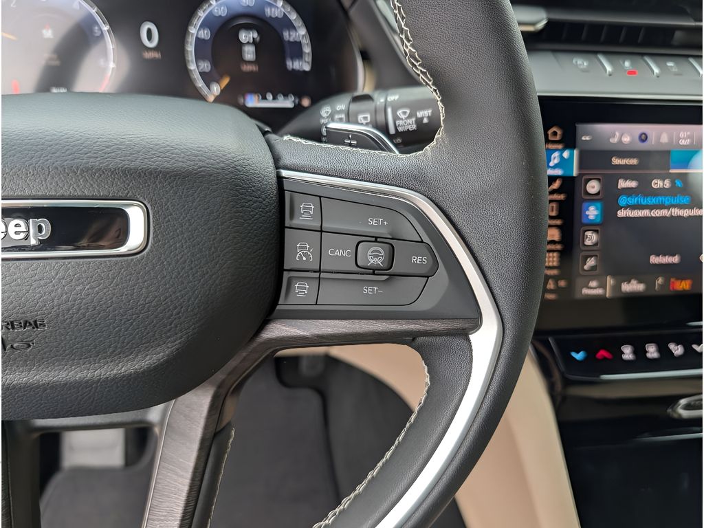 2026 Jeep Grand Cherokee L Limited - Bright White Clearcoat exterior view 19