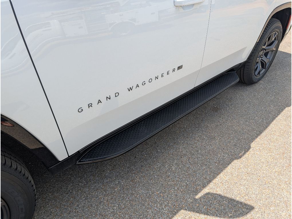 New 2026 Jeep Grand Wagoneer Limited Altitude