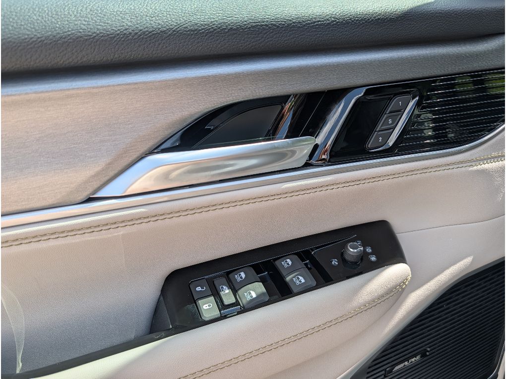 New 2026 Jeep Grand Wagoneer Limited Altitude