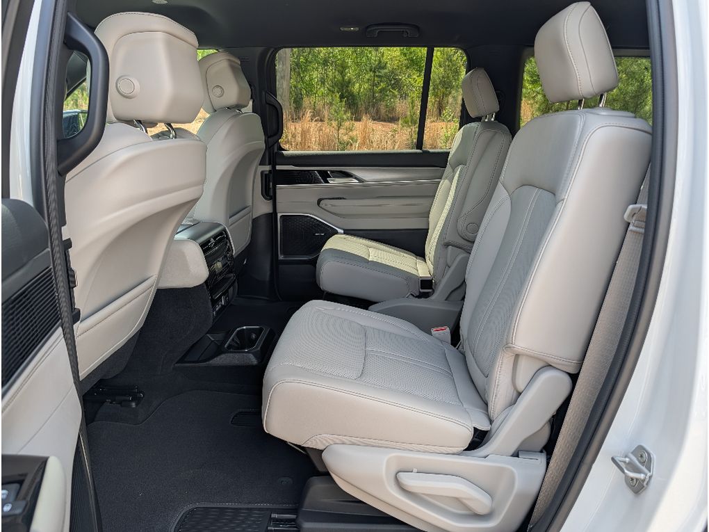 New 2026 Jeep Grand Wagoneer Limited Altitude