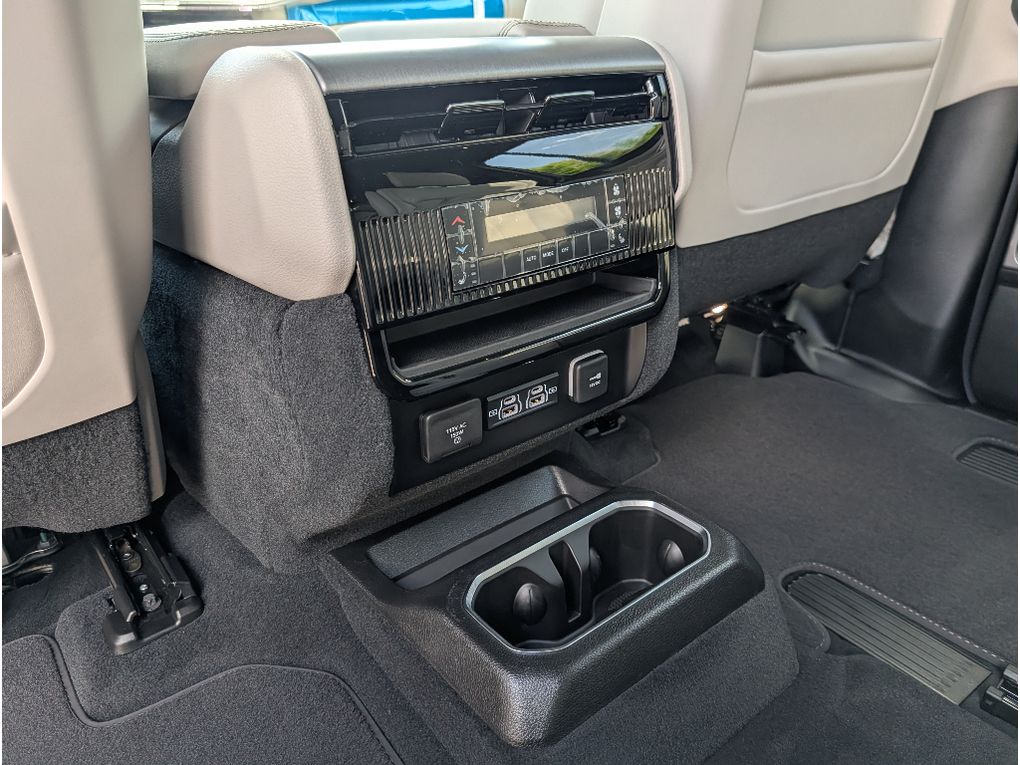 New 2026 Jeep Grand Wagoneer Limited Altitude